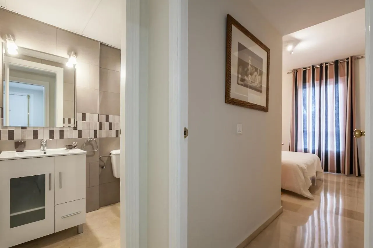 Apartamento Cerca Del Alcazar Con Garaje Privado Seville Apartment