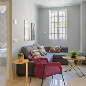 Centriko Conteros Ii Apartment