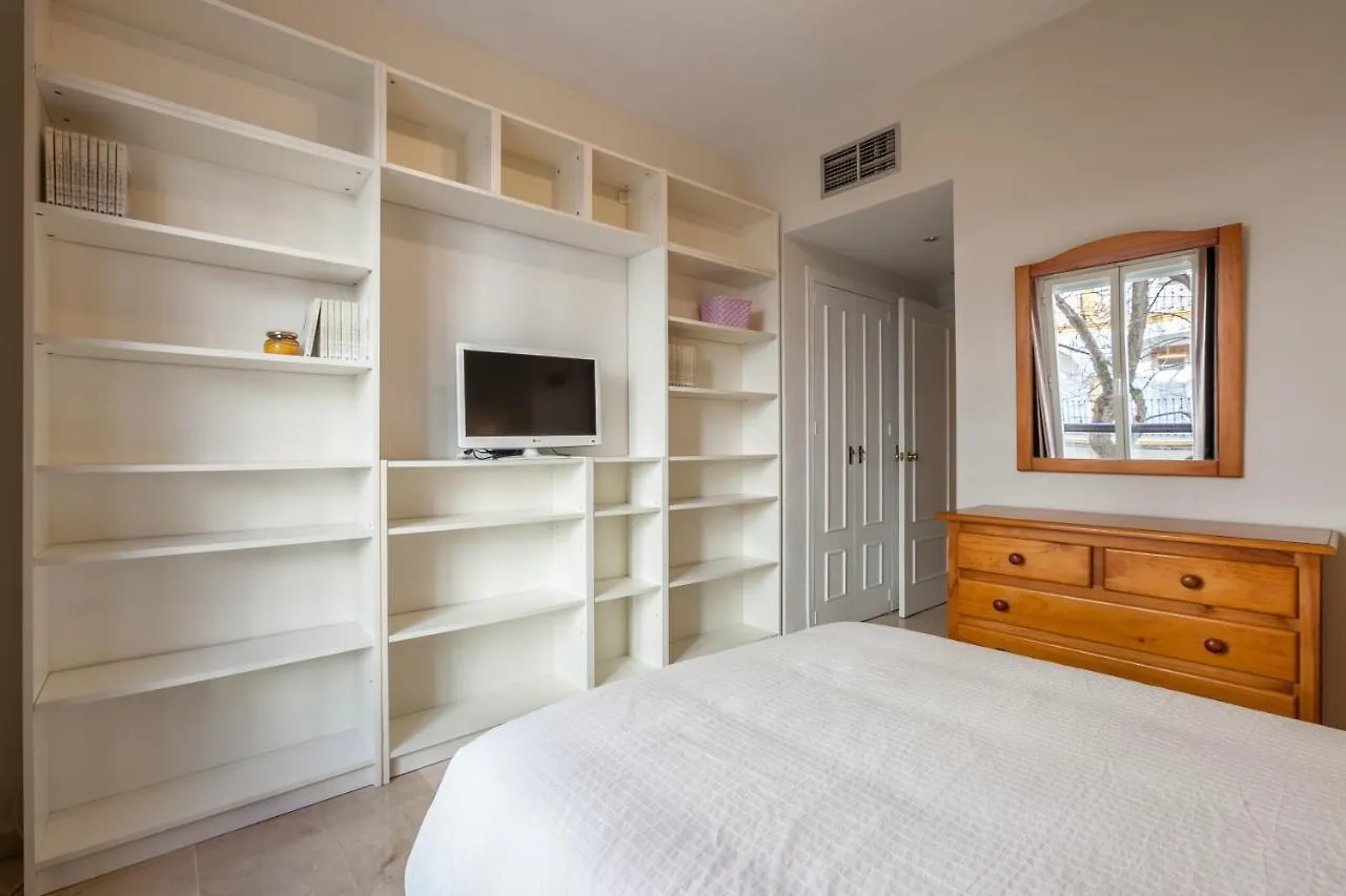 Apartamento Cerca Del Alcazar Con Garaje Privado Seville Spain